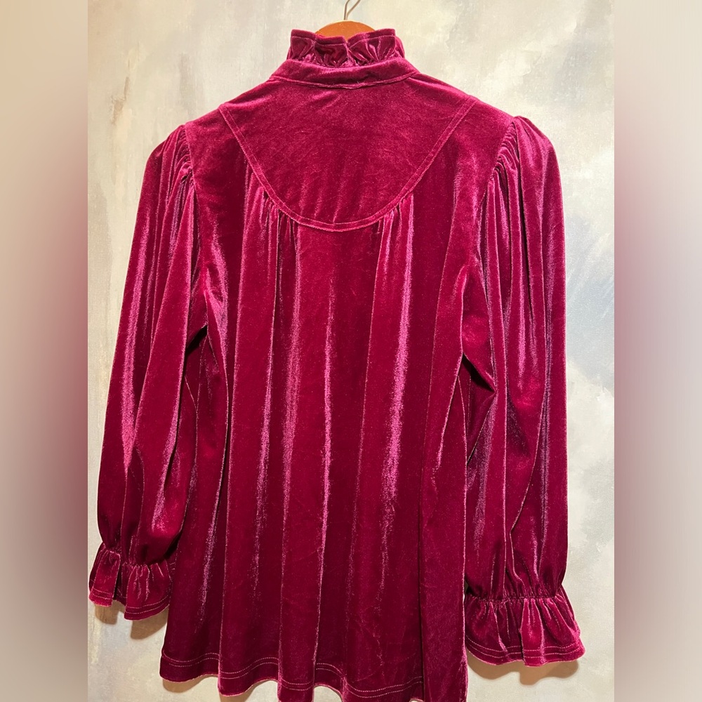 💫Velvet High Ruffle Top💫 - Picture 12 of 14